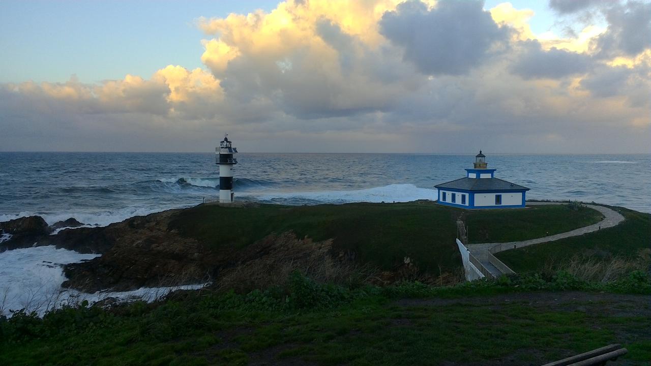 Hostal Ponte Dos Santos Ribadeo Exterior photo